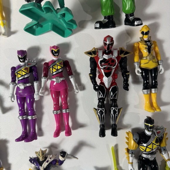 Vintage 90s Y2K Power Rangers Action Figures Lot w/ Accessories 20+ Pcs - Picture 11 of 16